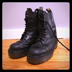 Vintage platform 10-eye dr marten boots